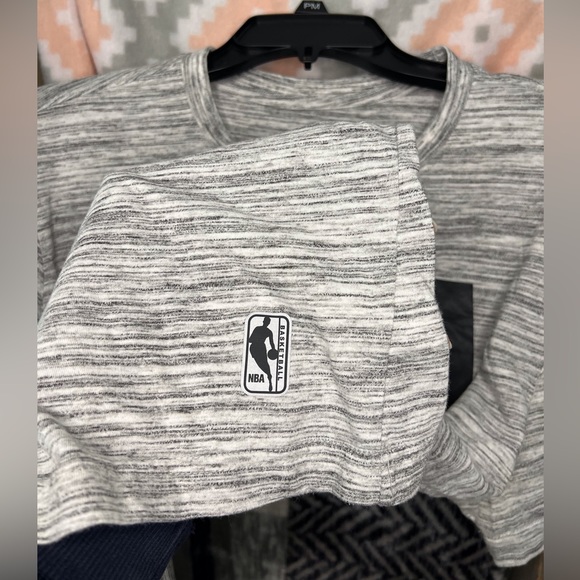 Mens NBA athletic shirt - Picture 3 of 5